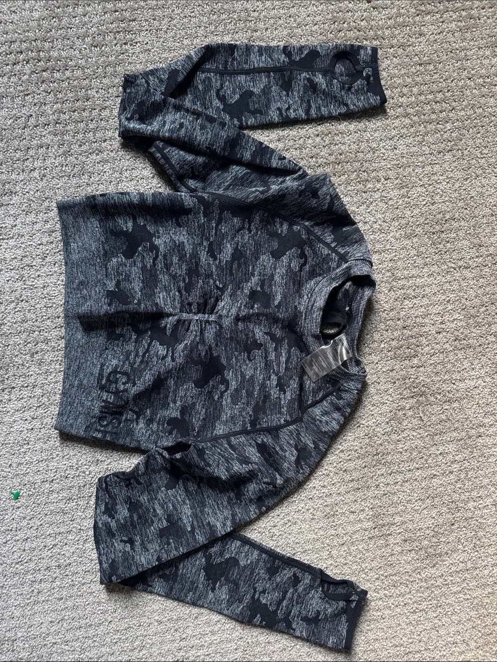 Gymshark Women's Long Sleeve Camo Seamless Top in Charcoal Black